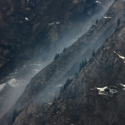 Montagne format une diagonale dans les Alpes Suisses