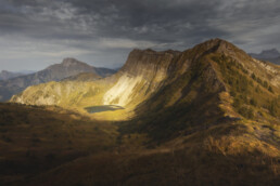 Tâche de lumière sur un lac du Chablais en Haute Savoie