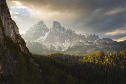 Le Monte Cristallo dans les Dolomites en redescendant du lac de Sorapis